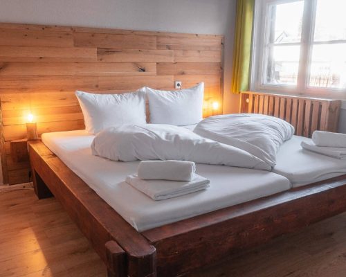 Zimmer9-Bett